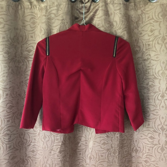 Burgundy Crop Blazer ❤️ - Picture 3 of 4